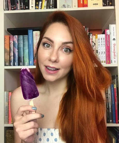 Ezgi Zorba hot actress picture