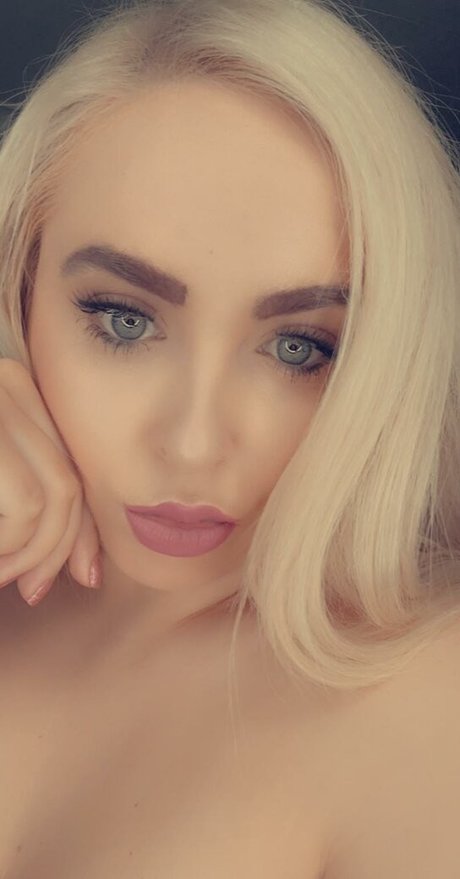 Jessica Jordan star exclusive photo