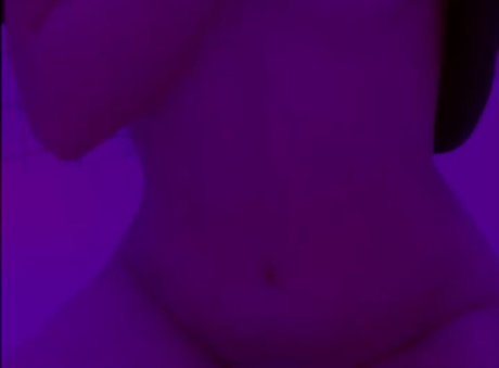 Yunn o o nude star pictures