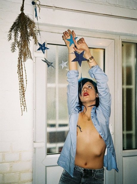 Krista Papista hd star img