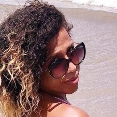 Yasmin Salimenni top star pictures