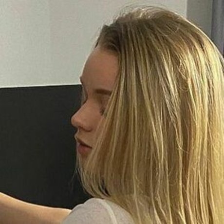 Sophyvibess xxx pornstar photos