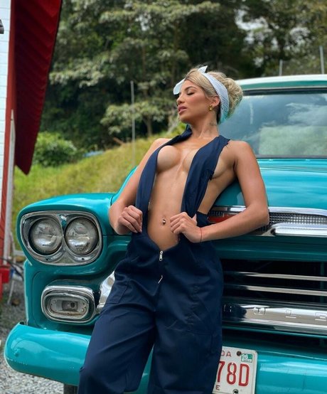 AlinaVolkov high quality model img