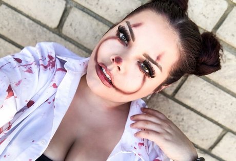 Lilly Zamora star porn img