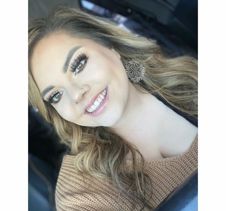 Lilly Zamora art pornstar galleries