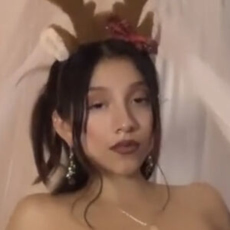 Kumkittensam hot model photos