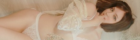 Hiroto Nya pornstar free image