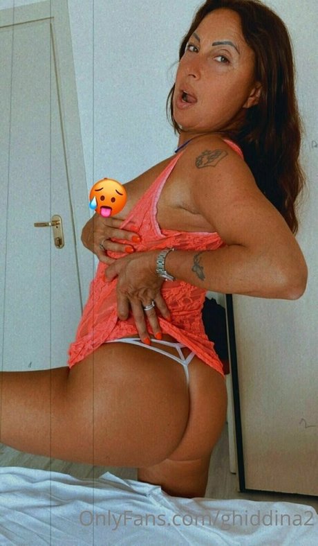 Ghiddina pretty model picture