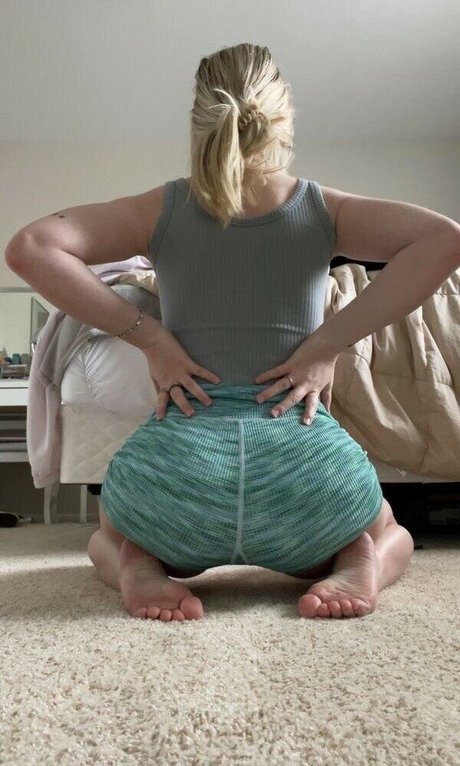 Jestereater star adult gallery