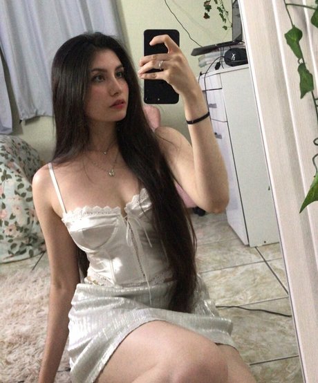 ilamie pornstar naked photo