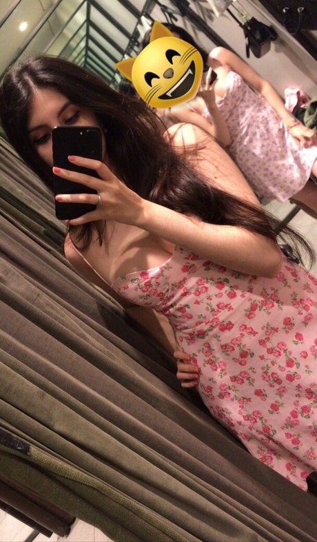 ilamie erotic actress photo