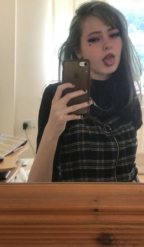 frogs25 nice actress archive