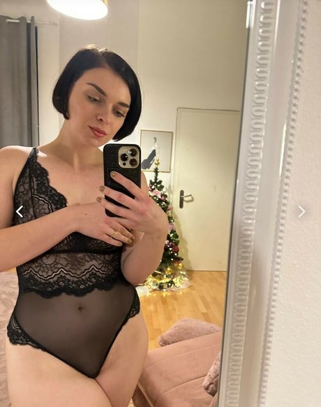 cloebaker nice model images