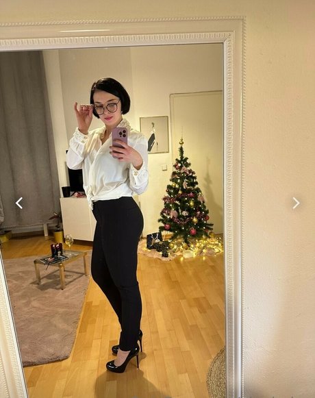 cloebaker xxx model photos