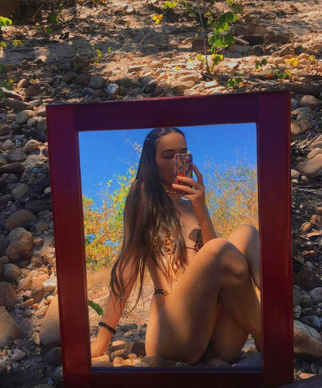 Gemeas Marina pornstar erotic galleries