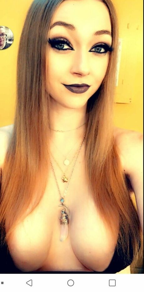 Karleigh Rogers hd pornstar pictures