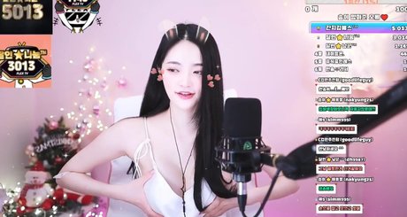 somsom o0o nudes actress gallery