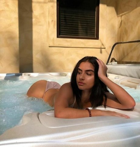 jermainecolee naked model picture