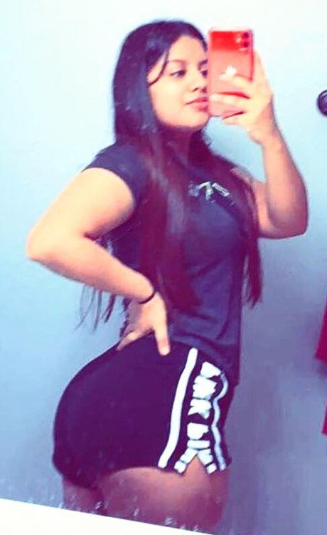 Dulcearl pretty pornstar pics