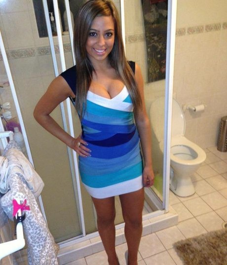 Wears ren model nudes image