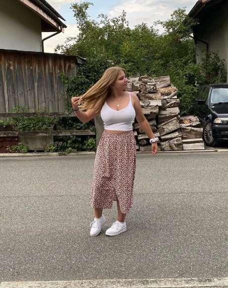 Aline Zwahlen star beautiful photos