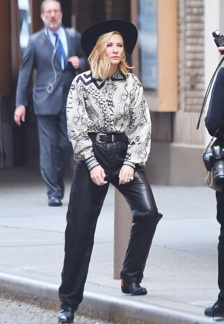 Cate Blanchett naked model pictures