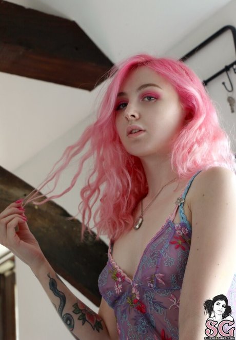 birdie naked actress images