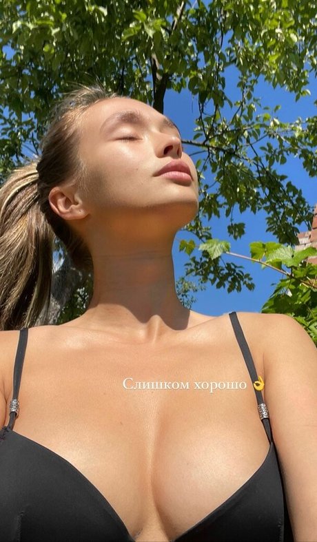 Daria savinaaa perfect pornstar picture