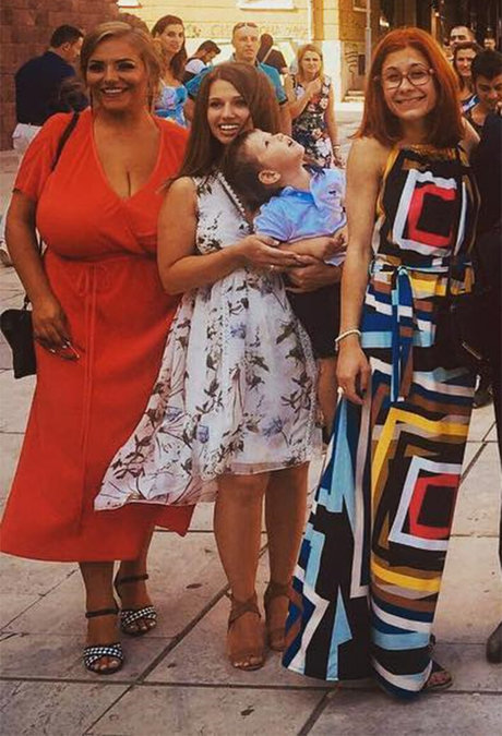 Stella Vulcheva pretty actress img