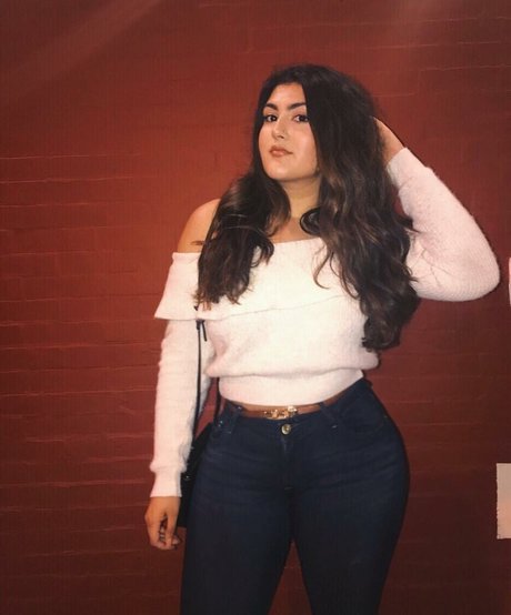 Sanjana adult actress photo