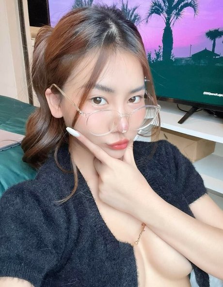 Watsamon model erotic img