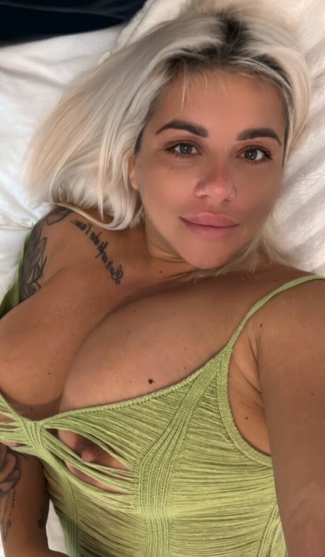 Raluval pornstar sexy photos