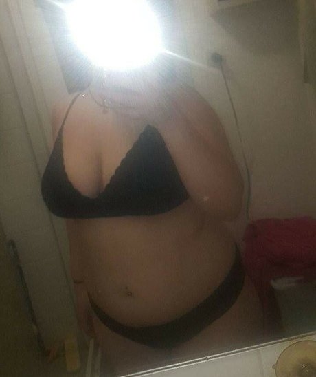 cumslut val sexy star pics