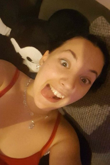 cumslut val hot model pics