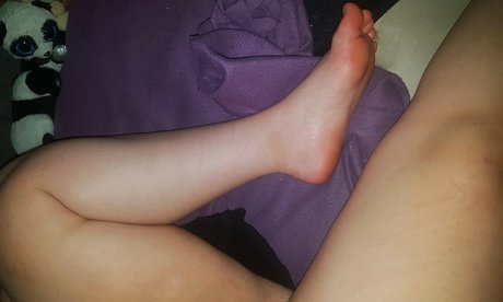 cumslut val nude star photo