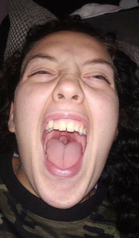 cumslut val pornographic model img