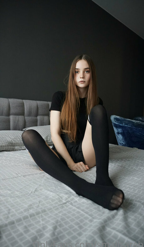 smallsarah porn model galleries