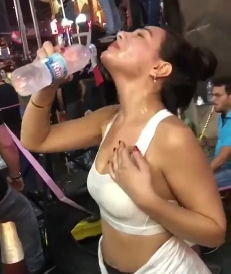 Miriam Tay model free pic