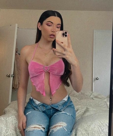 Diosaalhya model best photos