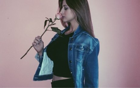 Elissa T exclusive pornstar image