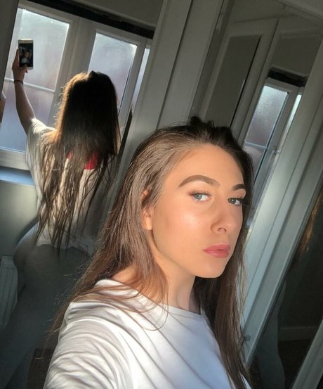 Soph Alice star xxx gallery