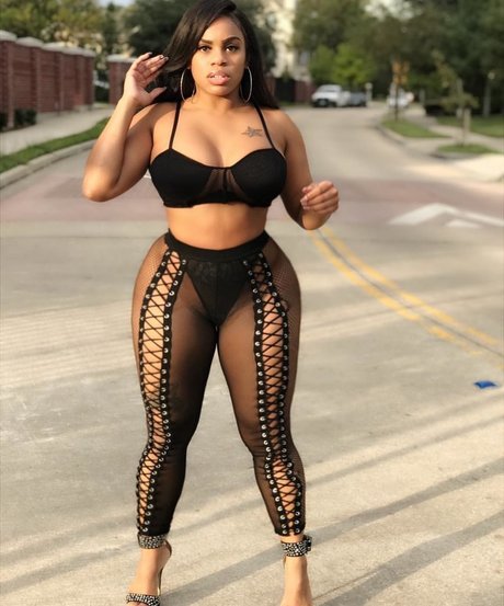 Dominique Chinn nude pornstar image