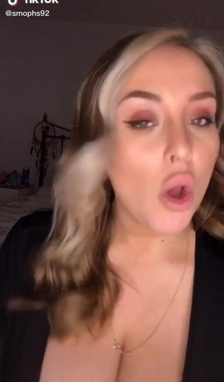 Smophs92 model erotic image