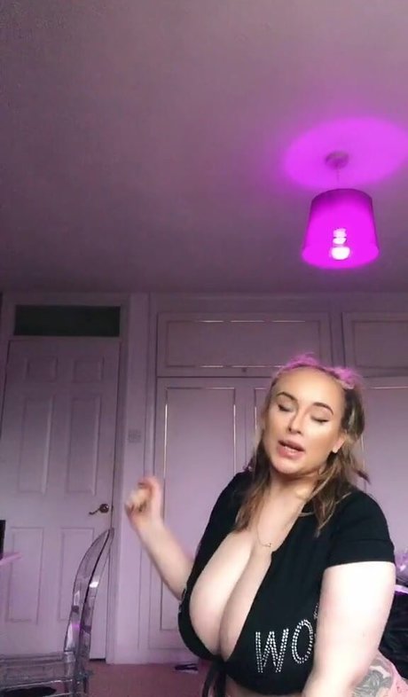 Smophs92 star naked image