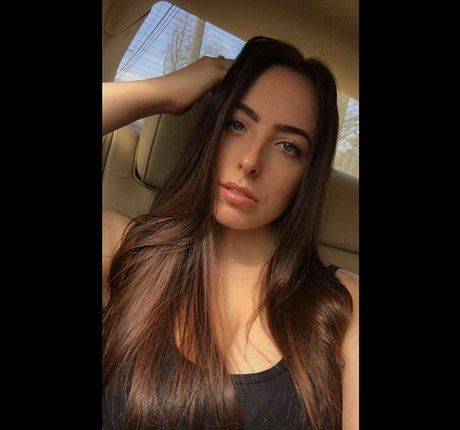 Sydney Martichuski adult actress photos