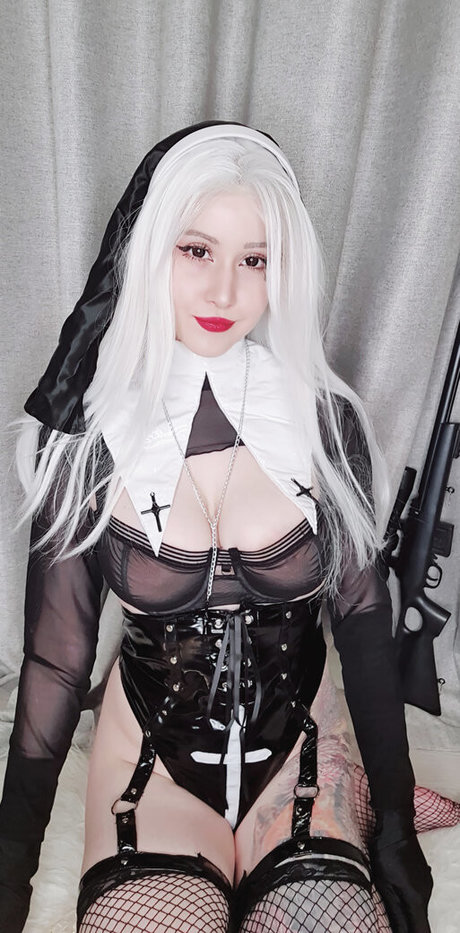 Morphia adult star photo