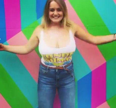 Kirsty Eccleston exclusive star pictures