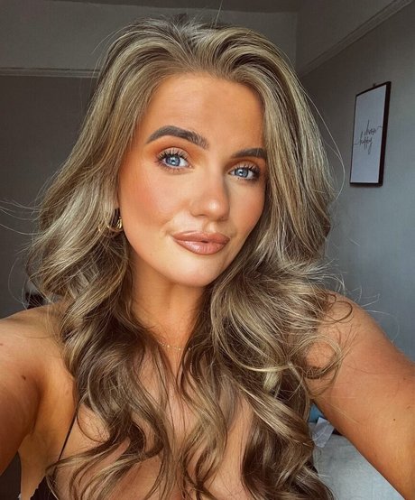 Emily Mather model xxx archive