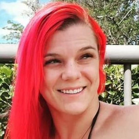 Gillian Robertson star free pics