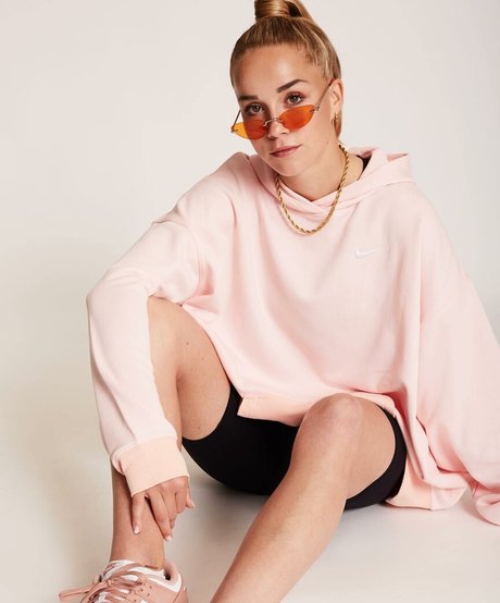 Giulia Gwinn model nude gallery